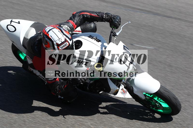 Archiv-2022/38 11.07.2022 Plüss Moto Sport ADR/Freies Fahren/100